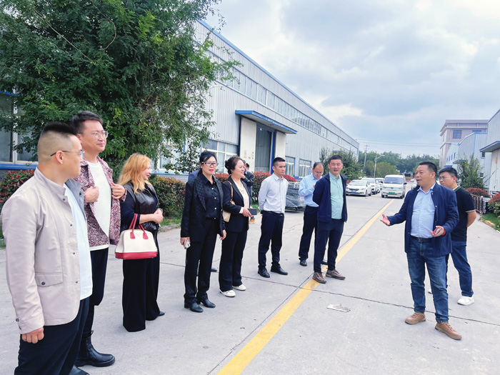 交大总裁班师生进入公海7108线路实业参观学习