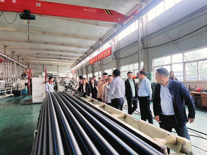 交大总裁班师生进入公海7108线路实业参观学习